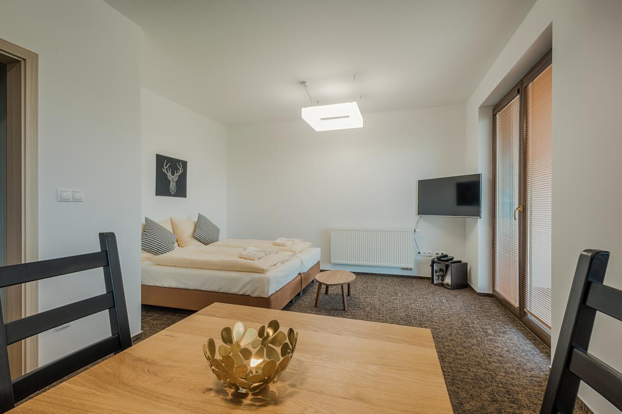 Village Resort Hanuliak Apartmany Belá 外观 照片